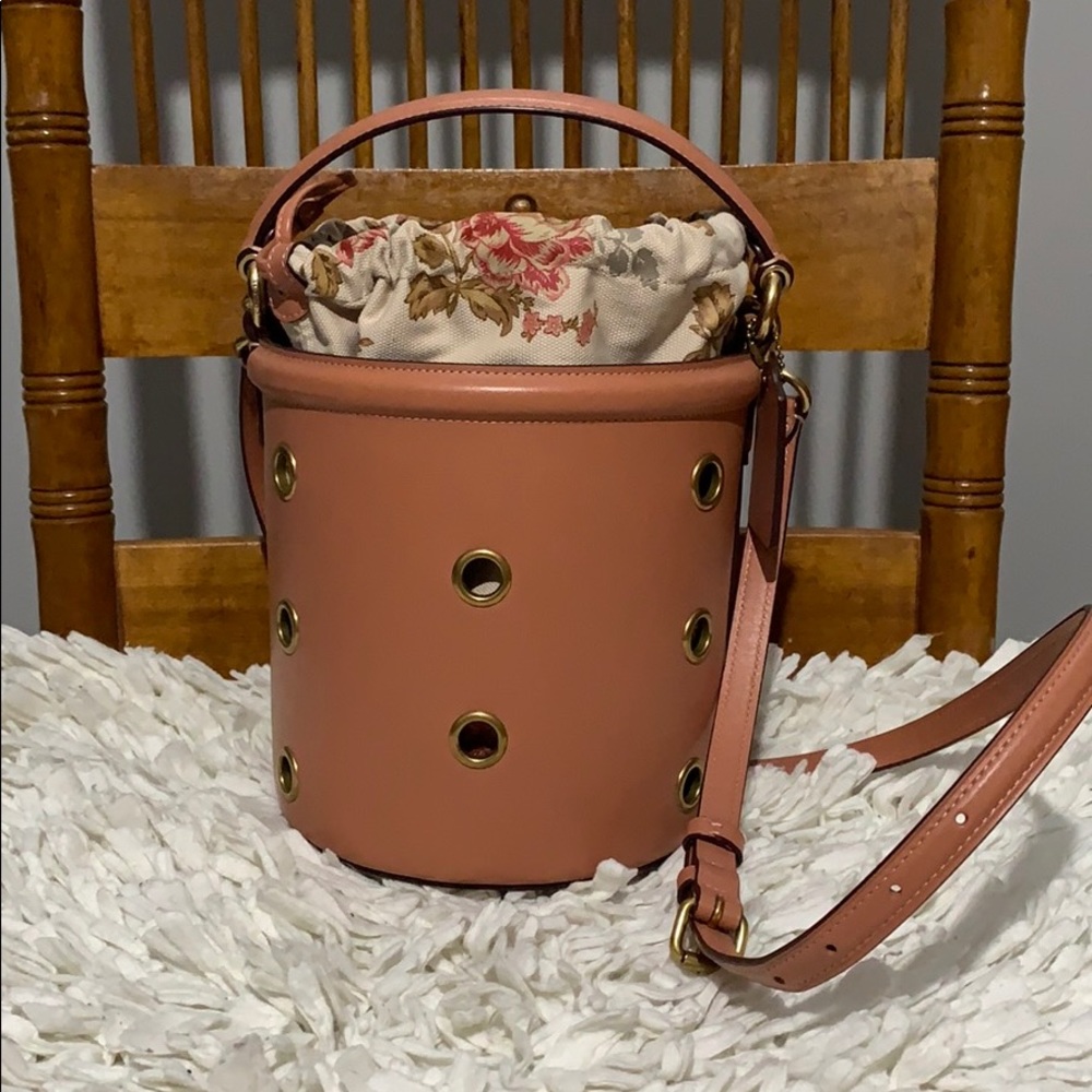 Coach Bucket Bag